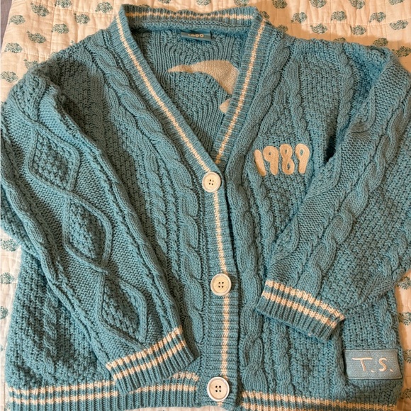 1989 TV Cardigan Med/Lg VGUC - Picture 1 of 4